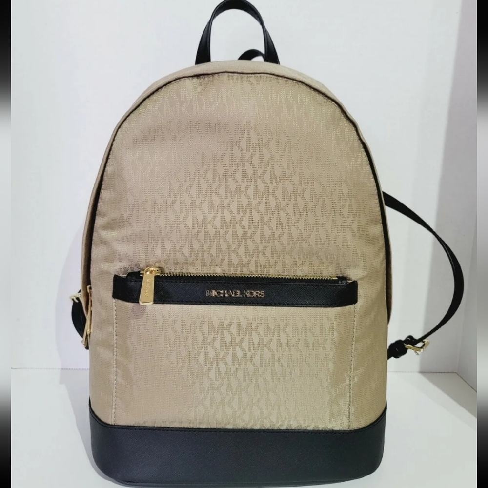 ✨️MICHAEL KORS MORGAN TRUFFLE PRINT MED/BACKPACK/PURSE